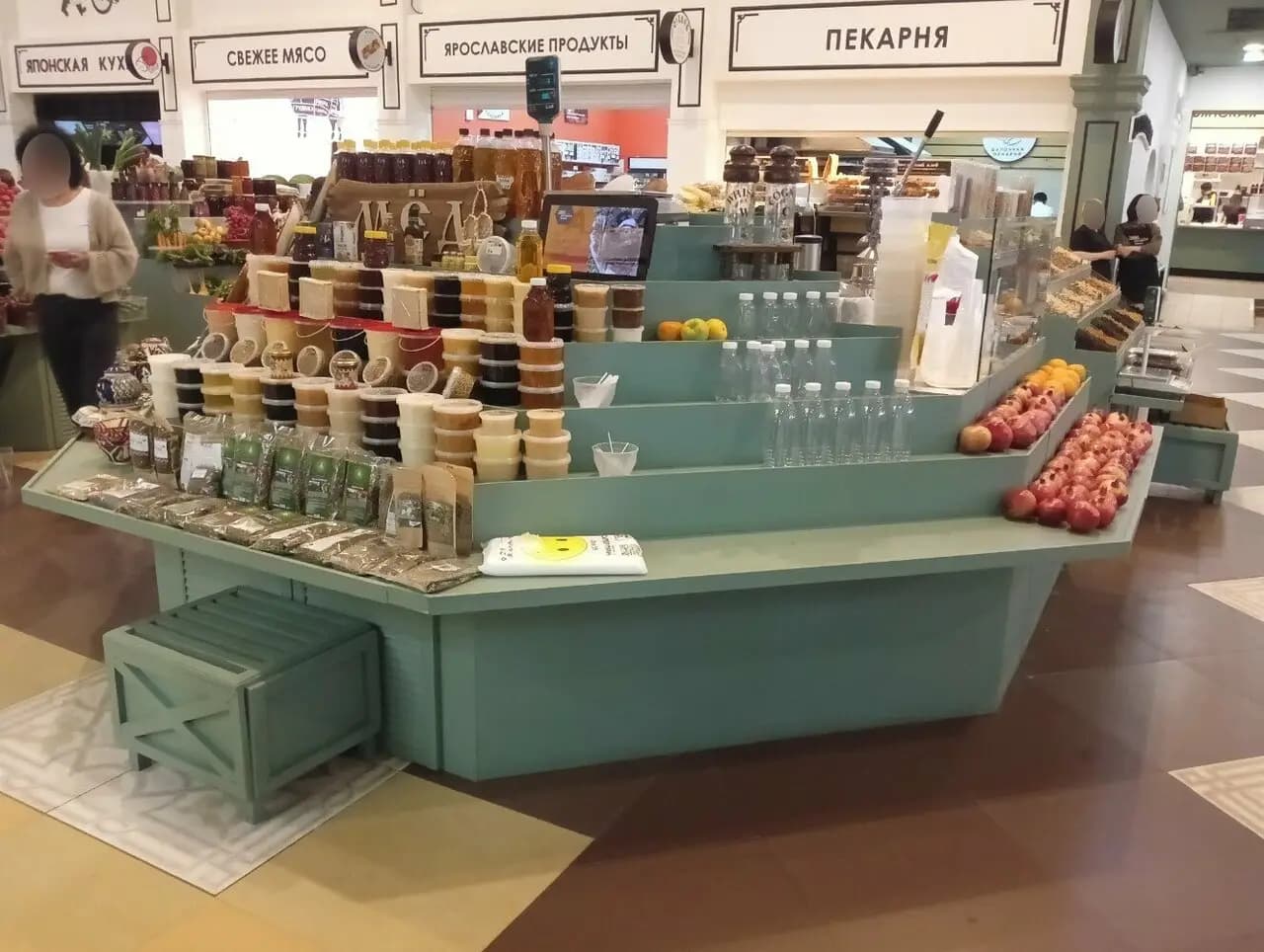 Долька и Косточка