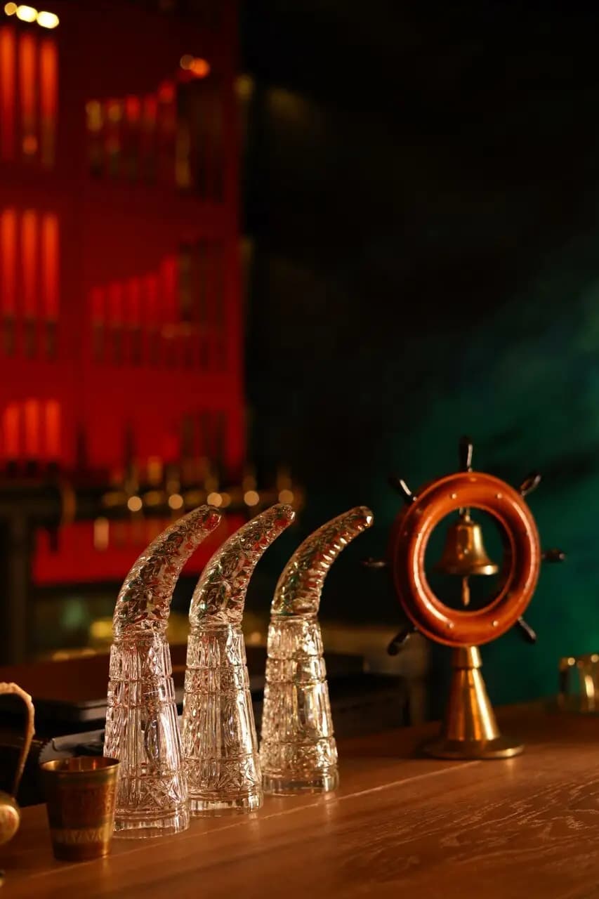 Дедушка настаивает