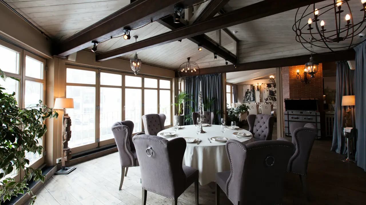 Тифлисский дворик