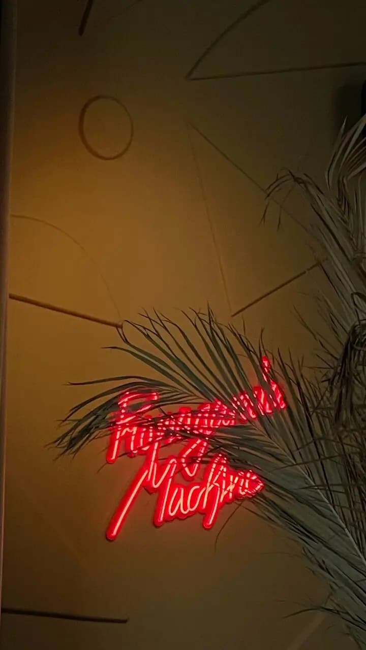 Surf Coffee X Safari