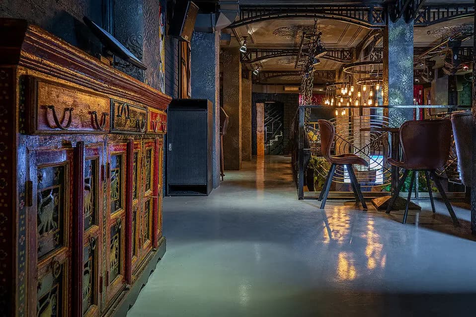 Зеленая собака