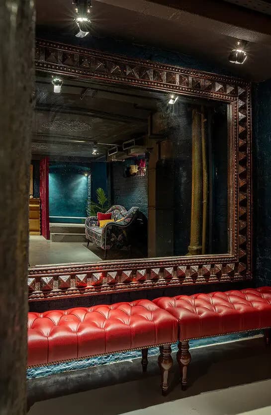 Зеленая собака