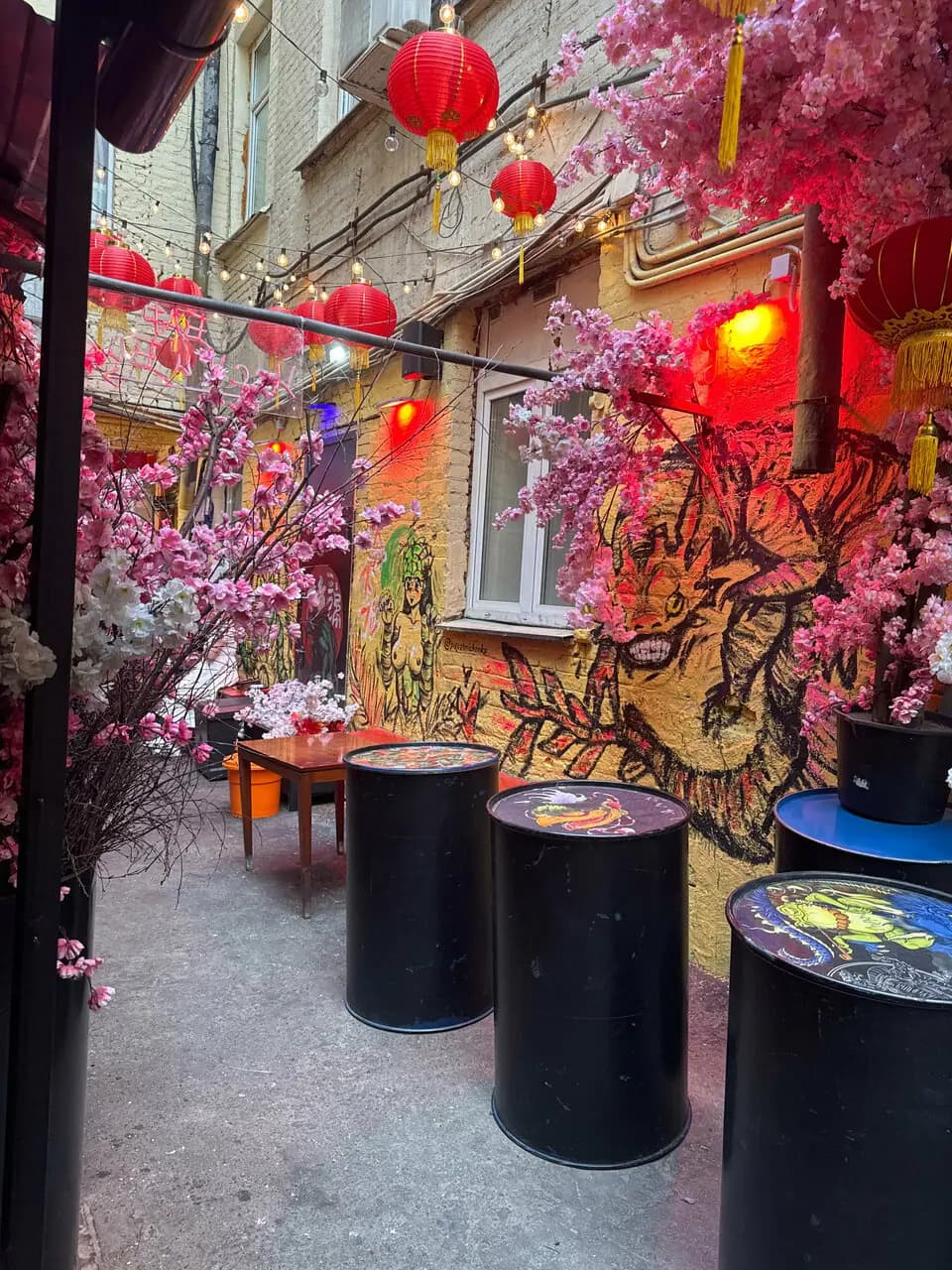 Исси и биси