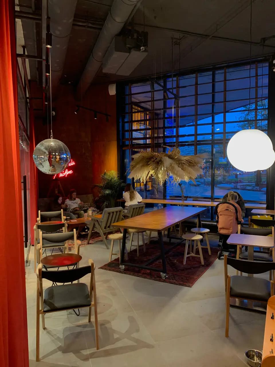 Surf Coffee X Grammy