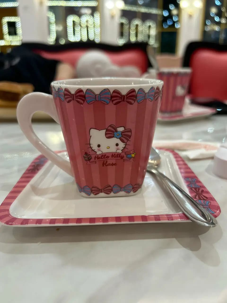 Hello Kitty