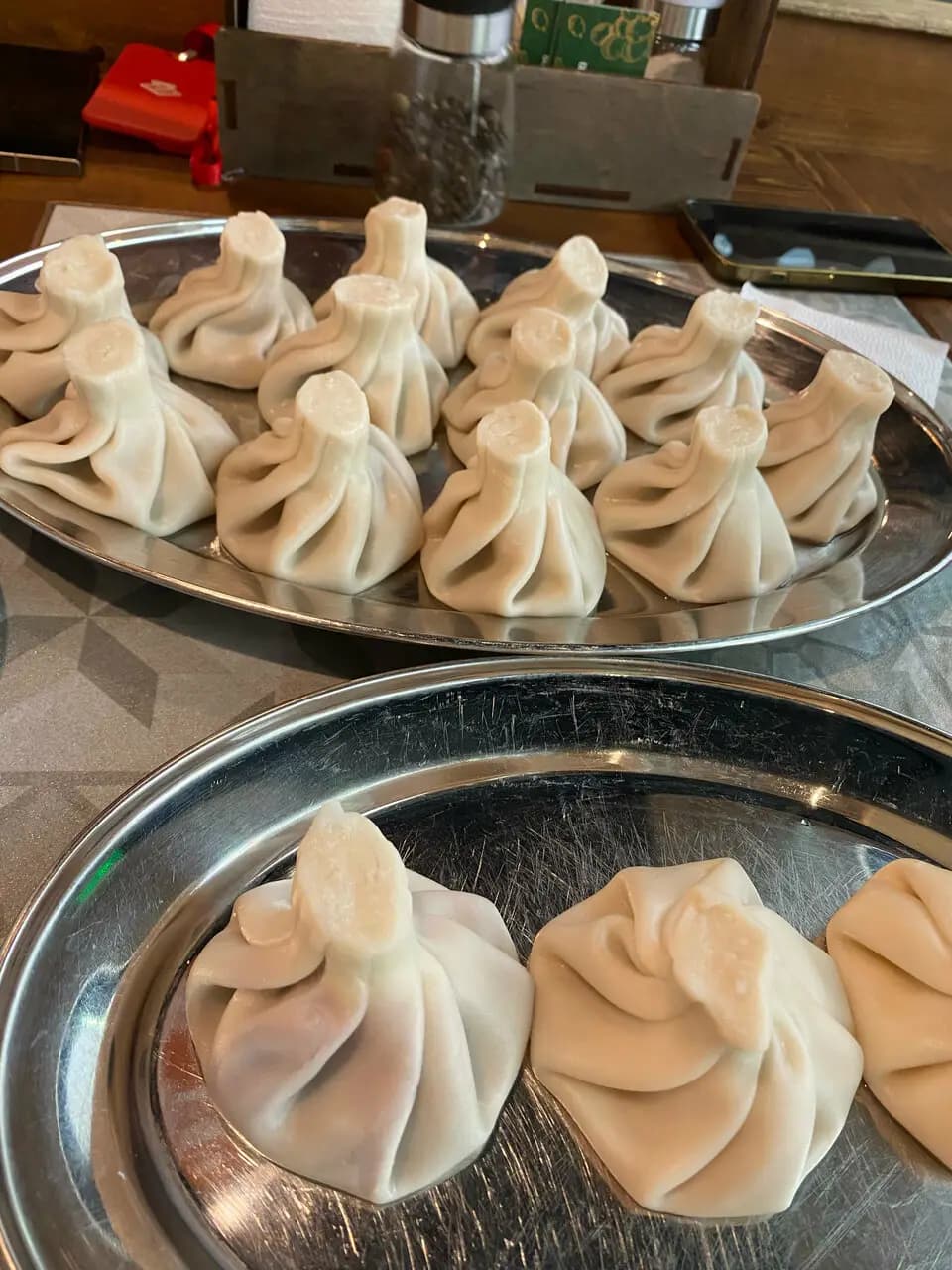 Вино и Хинкали