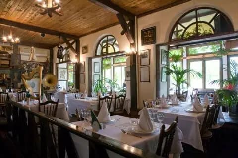 У Пиросмани