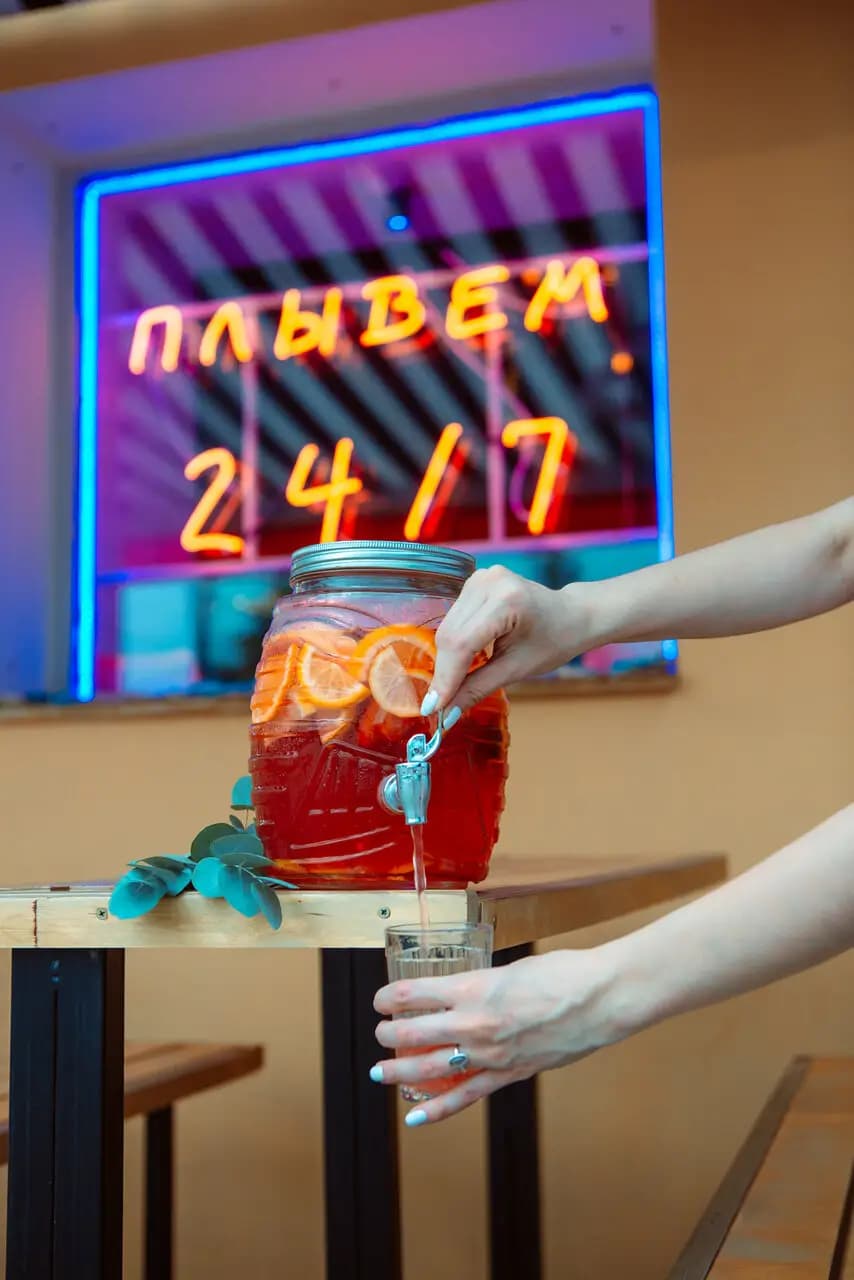 Моряк и Чайка