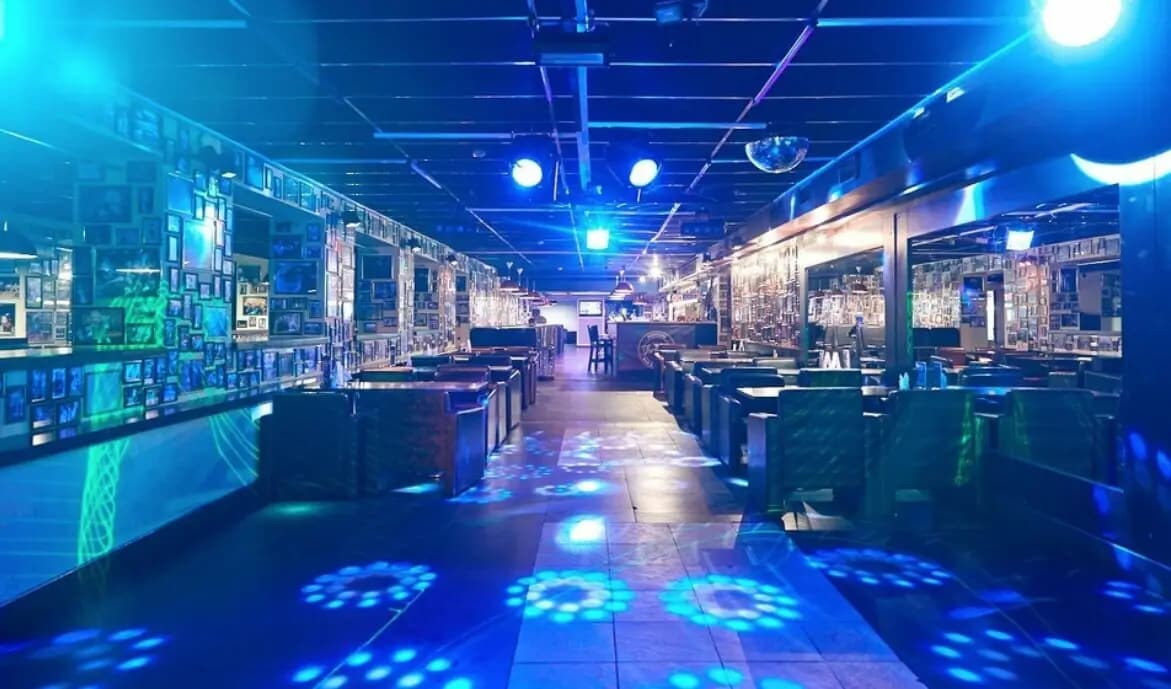 Джеремис Lounge