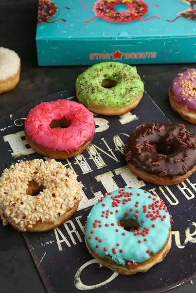 Star Donuts