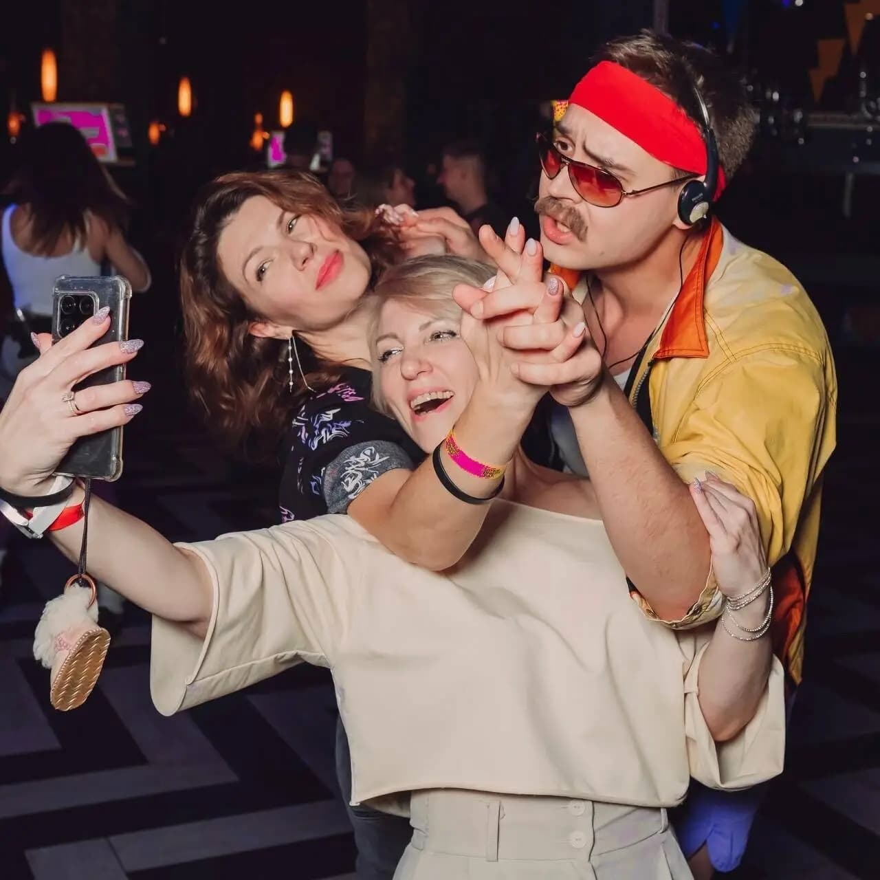 Руки Вверх!