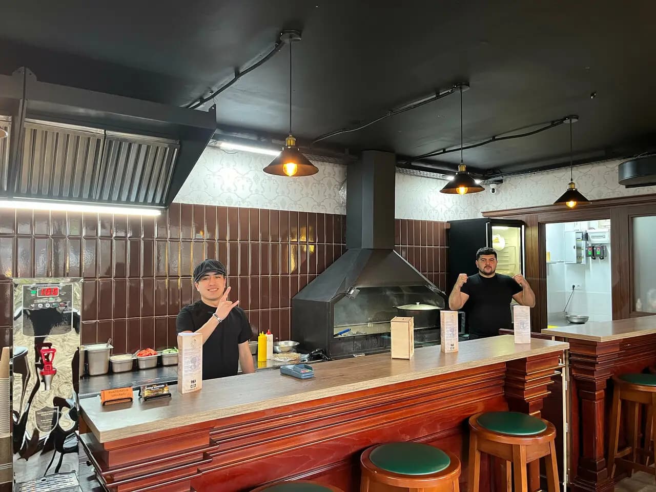 Острые козырьки