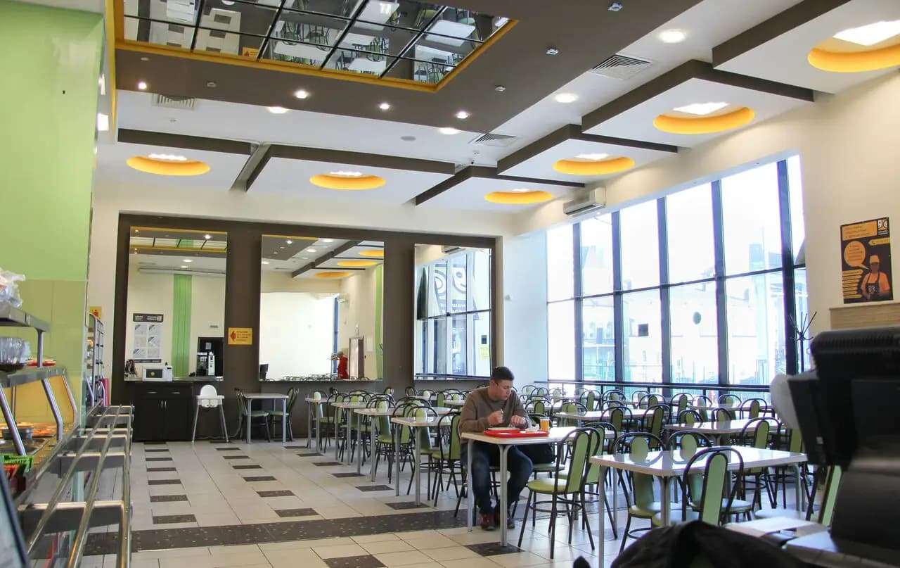 Домашняя столовая